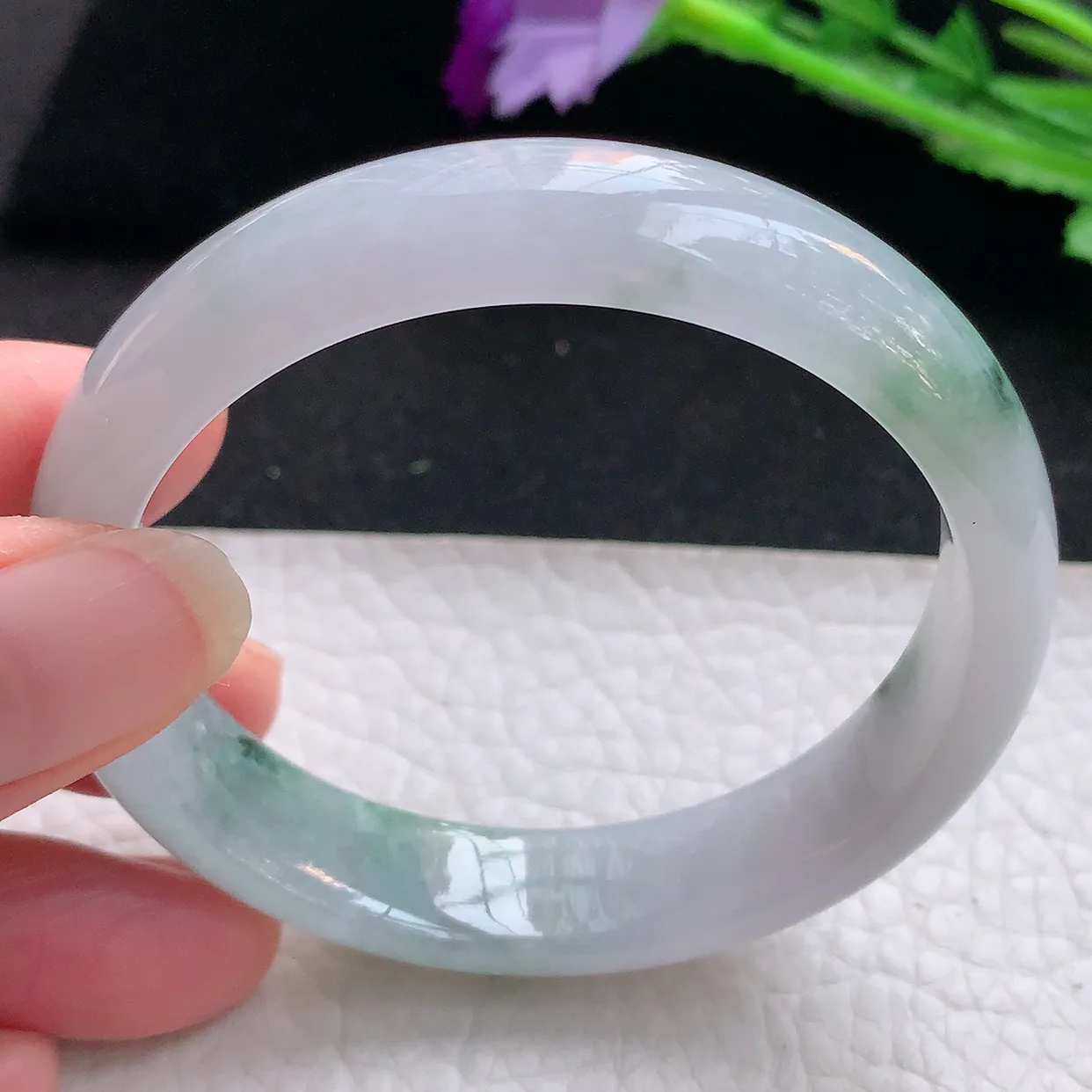 xx自然光54*12.6*6.6平安镯 翡翠A货飘花宽边玉手镯玉手环