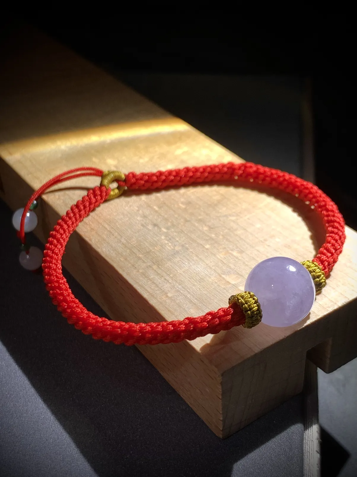 手工编绳，冰紫珠子时来运转手链，
直径12.5mm，