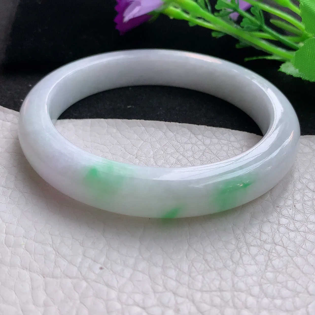 ee大圈口65*12.5*9.3平安镯 缅甸翡翠A货飘绿白底青正圈玉镯子