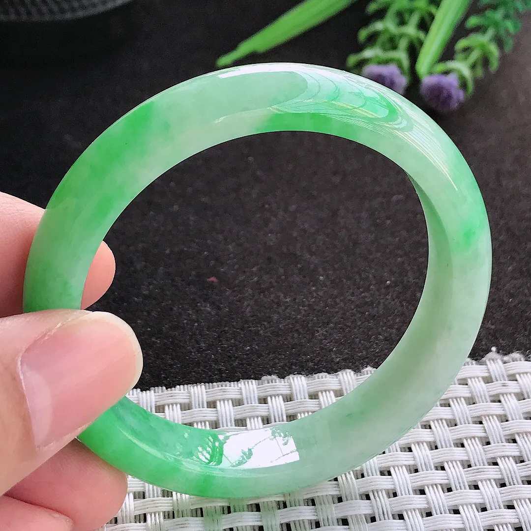 天然A货翡翠51/11.3/7.5老坑精美冰润阳绿手镯小圈口宽边玉镯手环