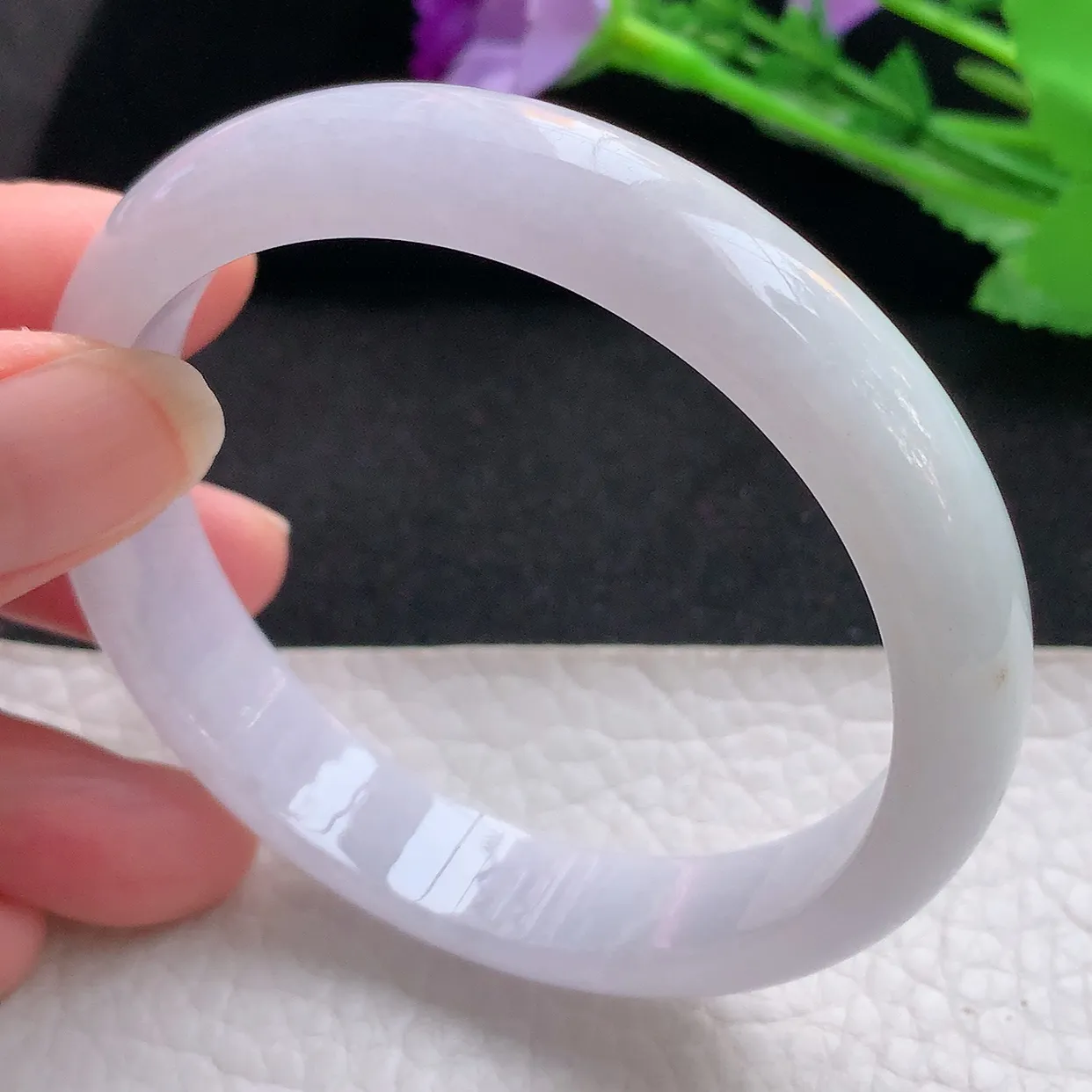 nr自然光57.5*12.2*6.8平安镯 缅甸翡翠A货玉手镯淡冰紫底宽边玉手环