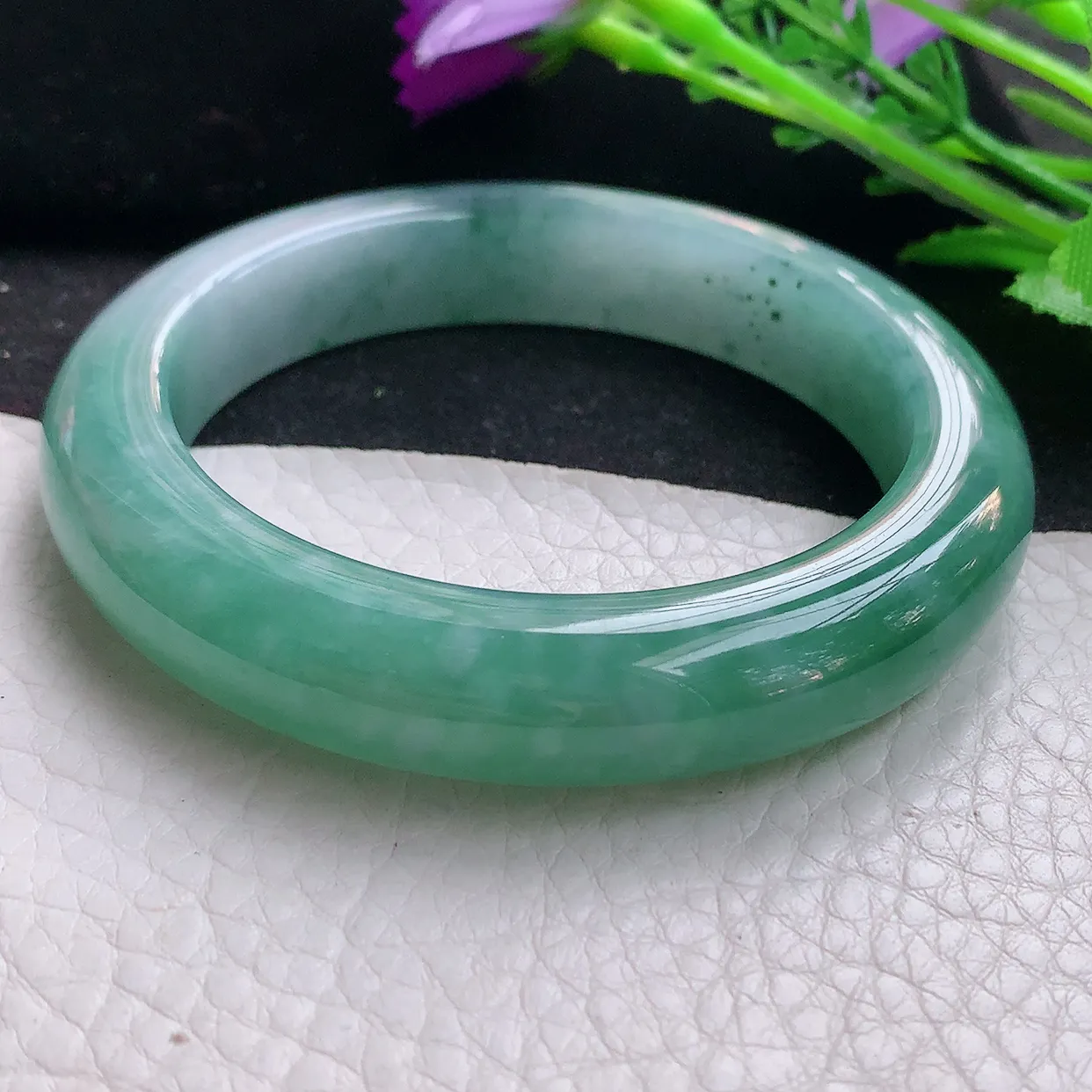 yh自然光56.5*12.5*9.8平安镯 翡翠玉手镯冰胶油绿宽边玉手环