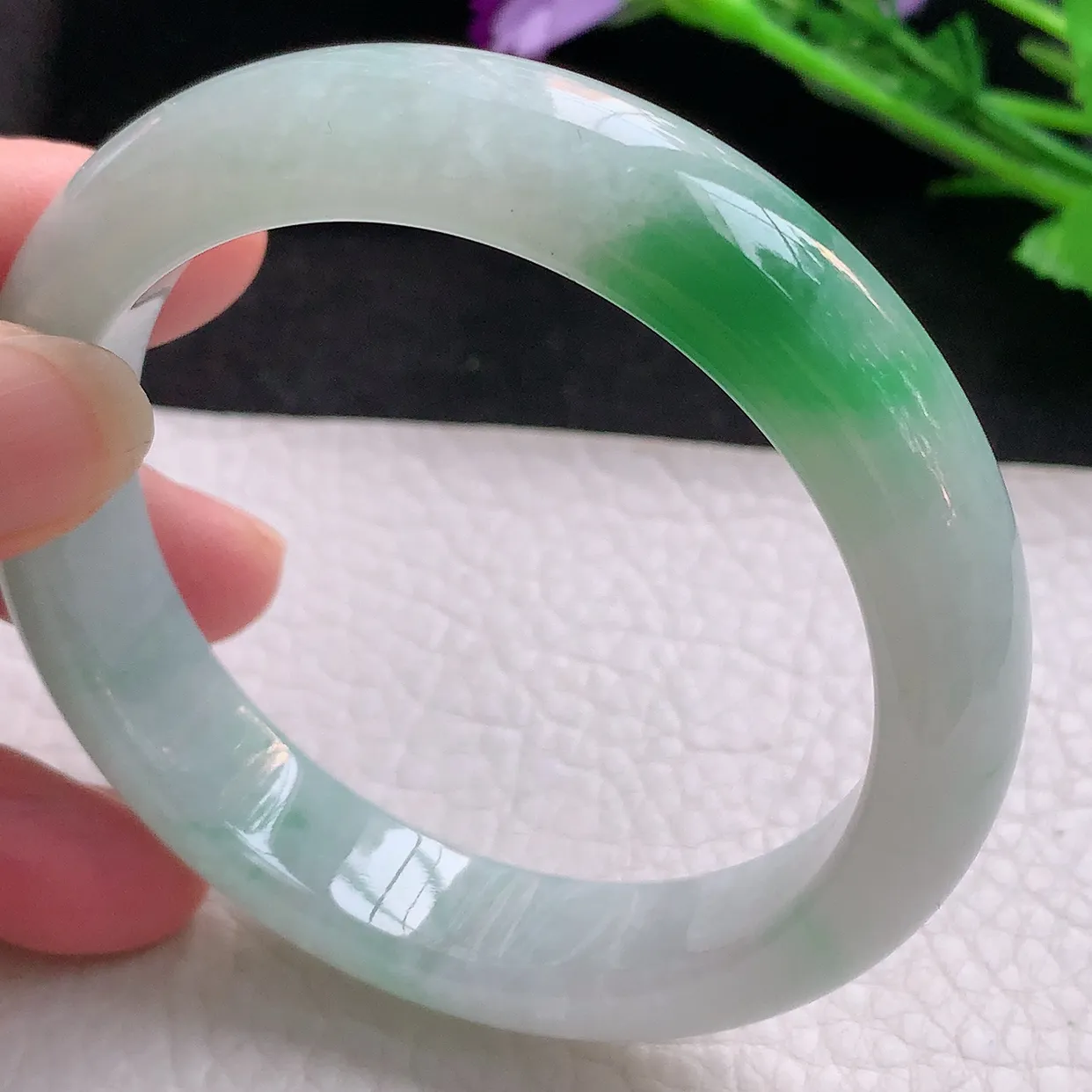yh自然光58*13*8.5平安镯 翡翠玉手镯冰飘绿花宽边玉手环 美人镯