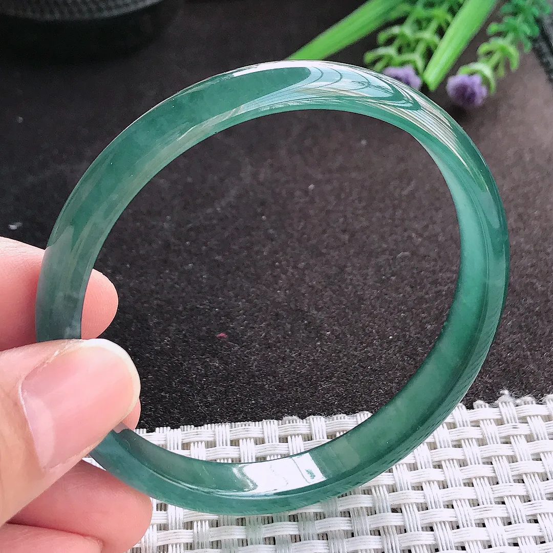 天然A货翡翠61/10/5.8老坑冰纯起胶满色蓝韵手镯宽边玉镯手环