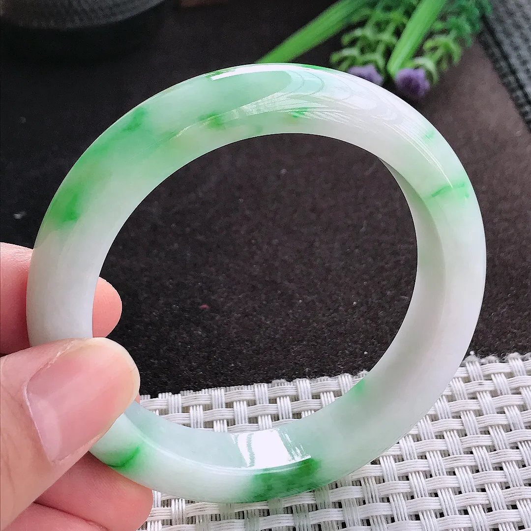 天然A货翡翠56/12.7/9.2老坑精美飘阳绿辣绿手镯宽边玉镯手环