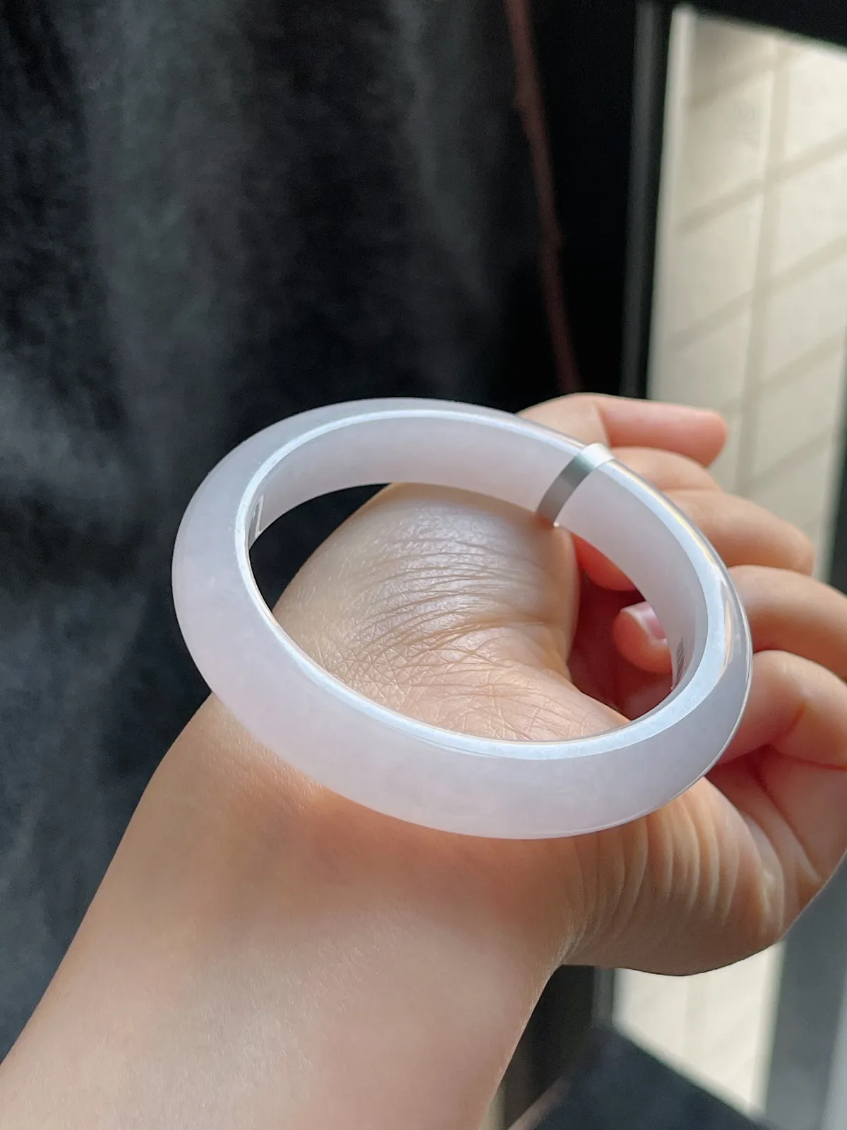 正圈55.8圈口，翡翠冰糯种淡紫色手镯