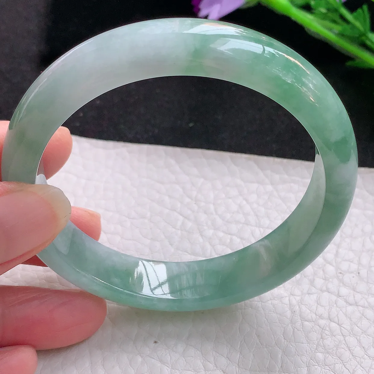 xh自然光58*13*7.7平安镯 翡翠玉手镯冰油宽边玉手环 美人镯