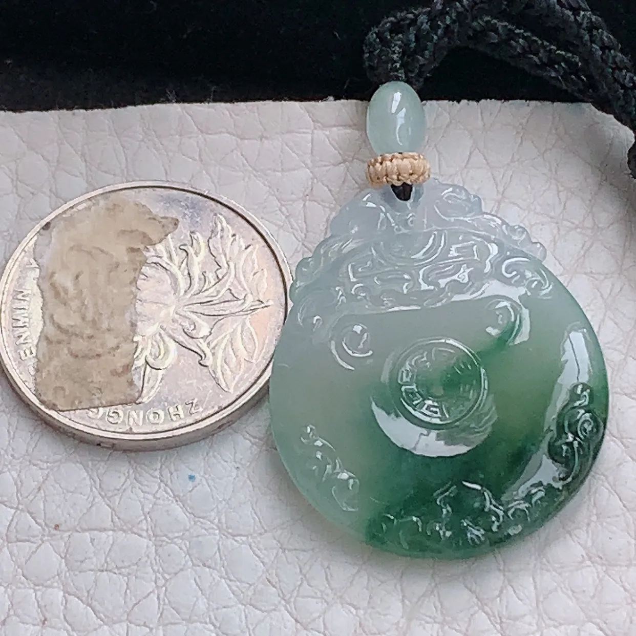 yl实拍31.8*27*5缅甸天然翡翠精雕冰飘花有求必应 玉扣玉吊坠 玉挂件