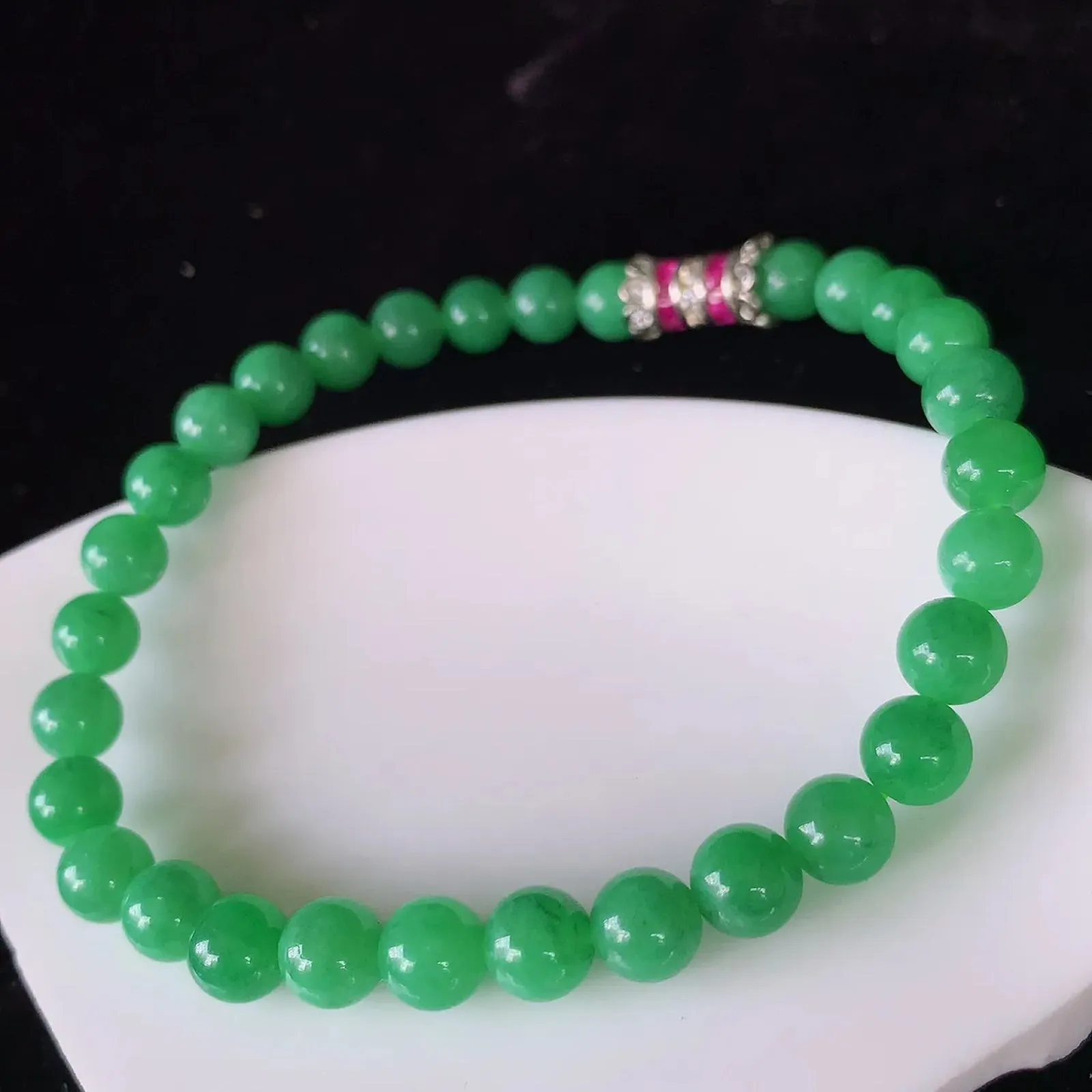 自然光实拍，冰润满绿翡翠手串手链，颜色丰富，料子细腻，高档大气，自戴送礼佳品！#003.3取一尺寸6.2mm