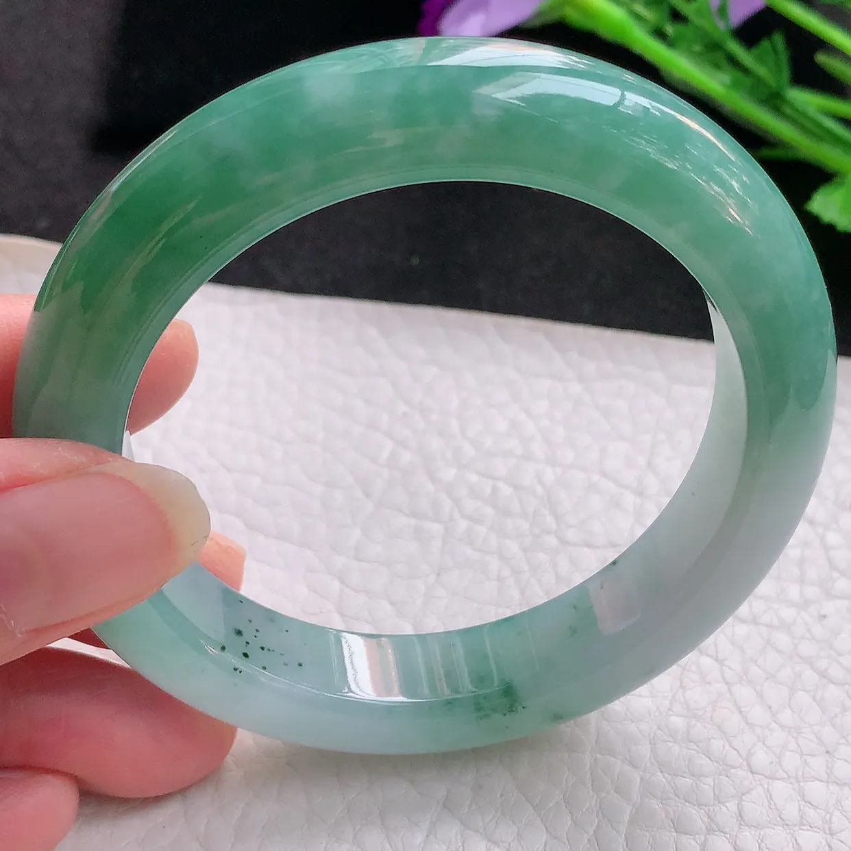 yh自然光56.5*12.5*9.8平安镯 翡翠玉手镯冰胶油绿宽边玉手环