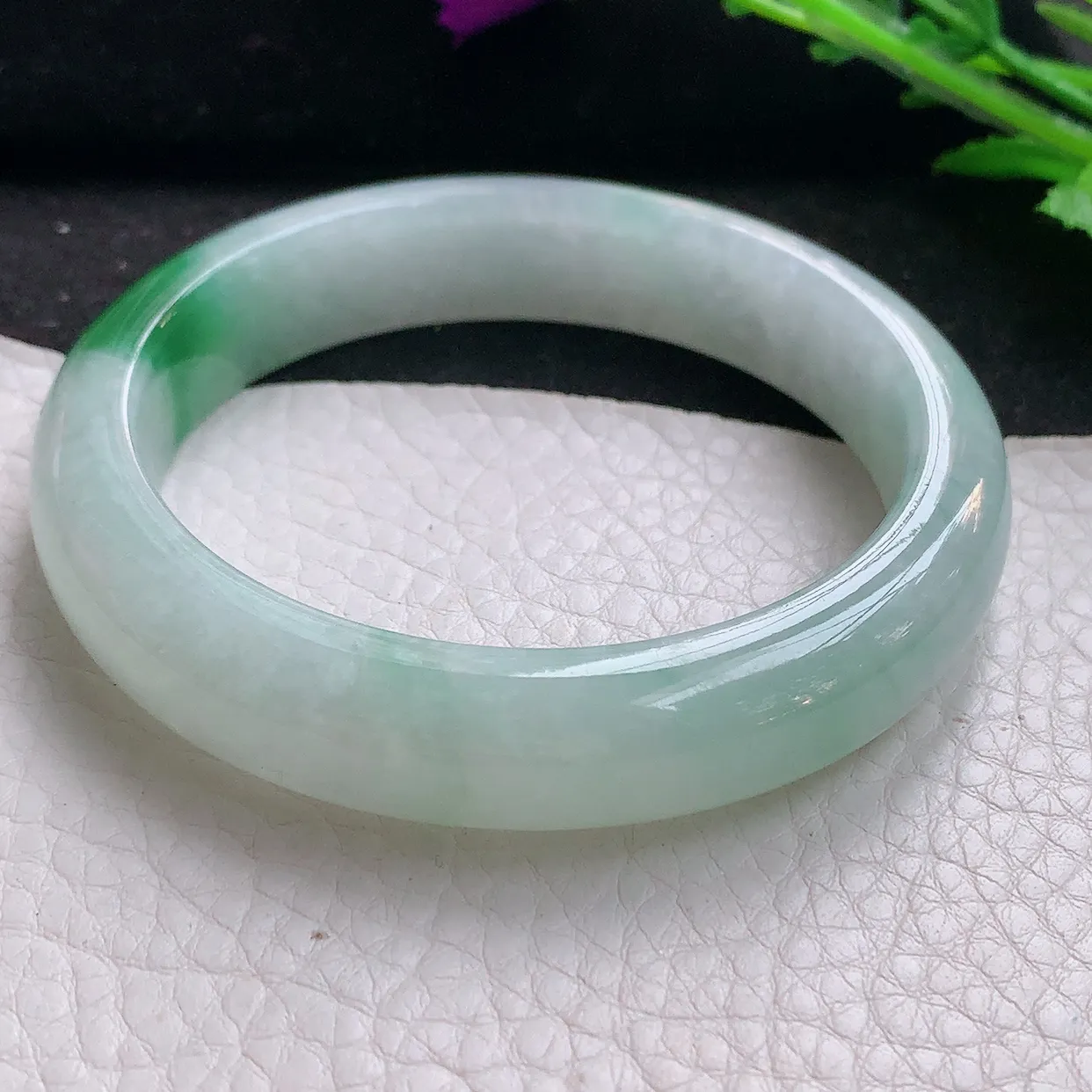 yh自然光58*13*8.5平安镯 翡翠玉手镯冰飘绿花宽边玉手环 美人镯