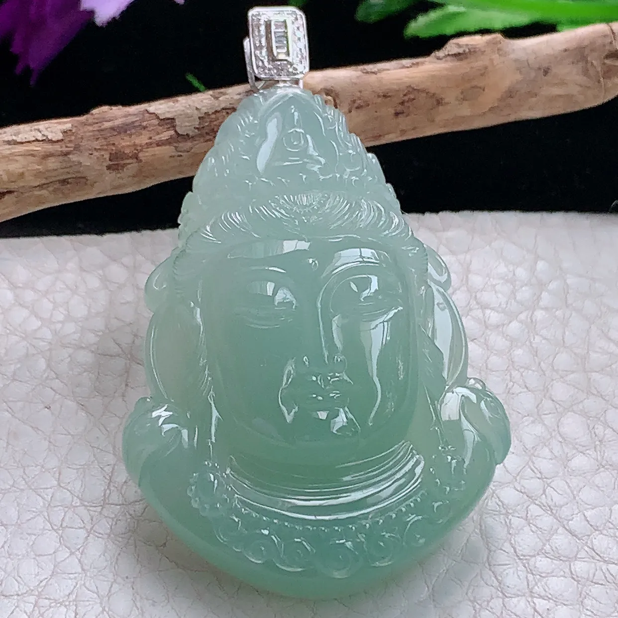 yl实拍53.3*38*11.5缅甸天然翡翠精雕冰晴观音头玉吊坠 观音首菩萨玉挂件