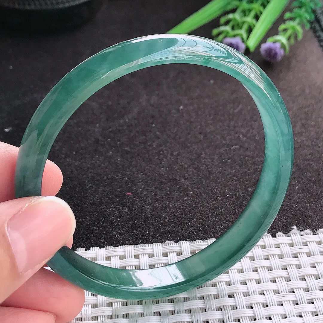 天然A货翡翠61/10/5.8老坑冰纯起胶满色蓝韵手镯宽边玉镯手环