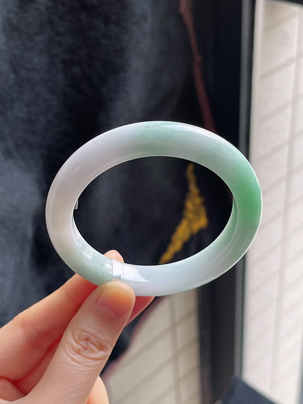 正圈54.2圈口，翡翠糯化种飘花手镯