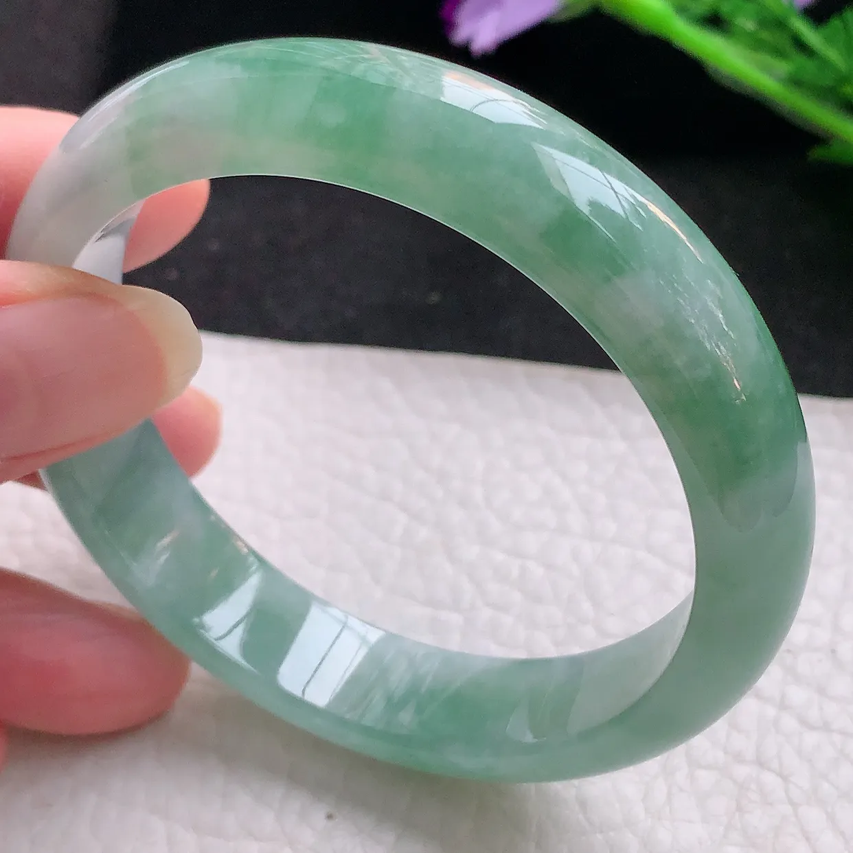 xh自然光58*13*7.7平安镯 翡翠玉手镯冰油宽边玉手环 美人镯