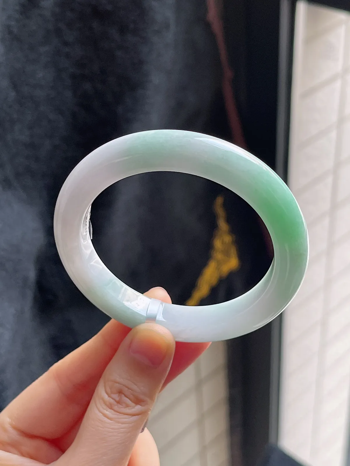 正圈54.2圈口，翡翠糯化种飘花手镯