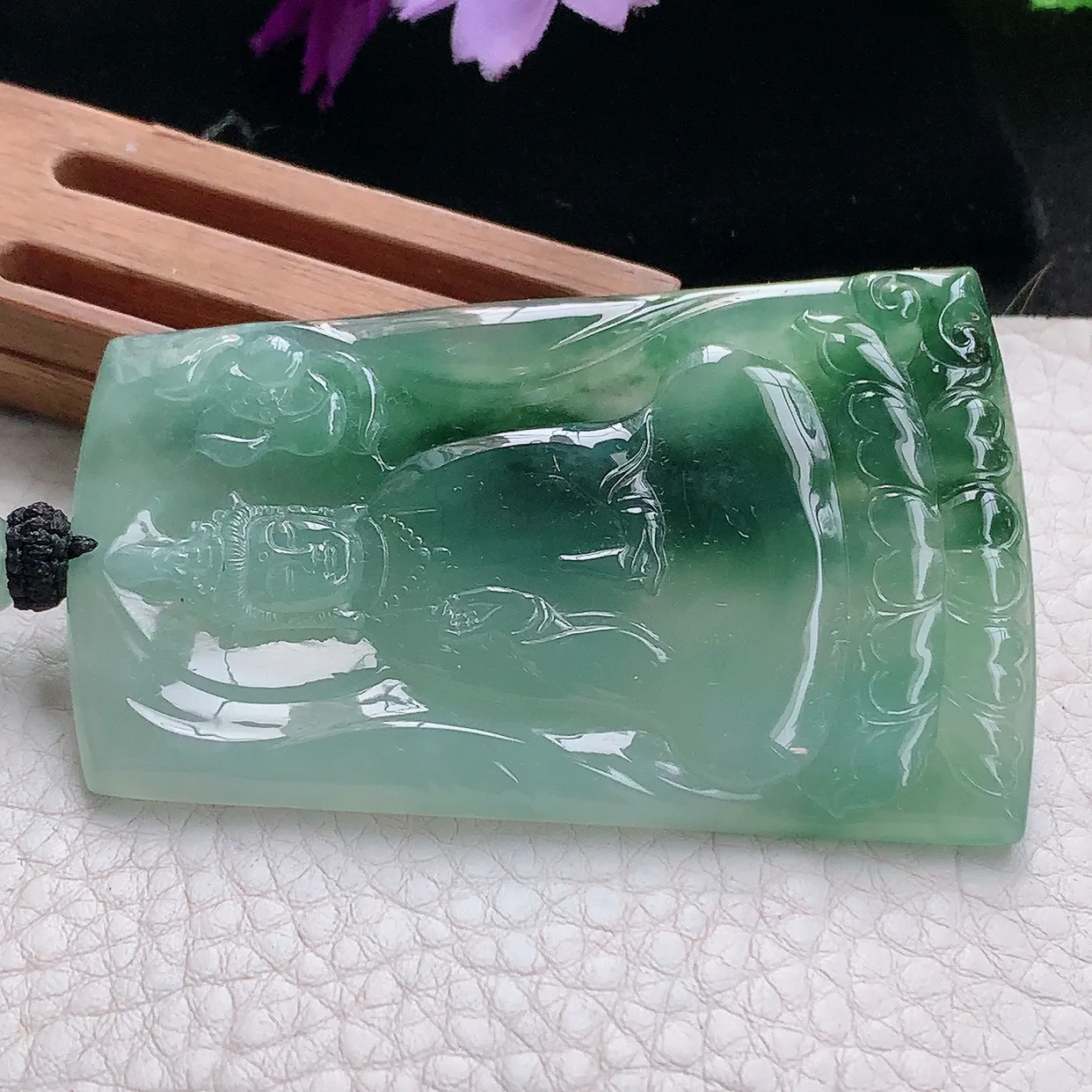 yl实拍68.5*43.6*5缅甸天然翡翠精雕冰飘花持瓶观音 净瓶观意玉吊坠