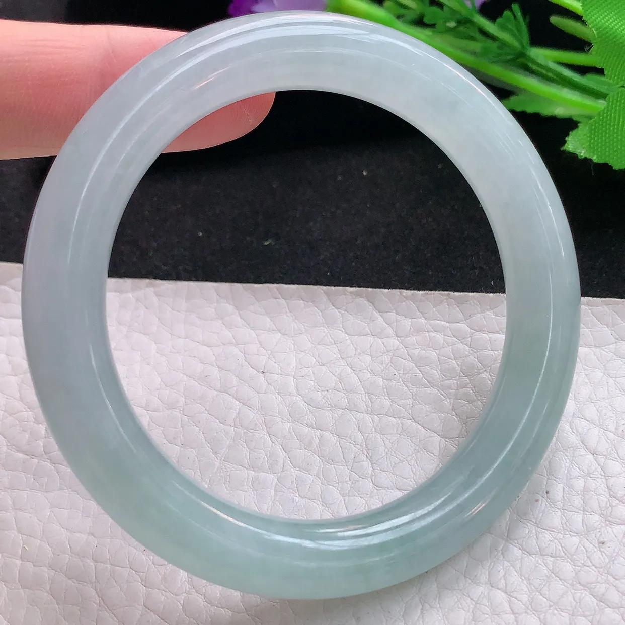 jm自然光55*9.8美人镯 缅甸翡翠A货冰晴纯美圆条玉手镯玉手环