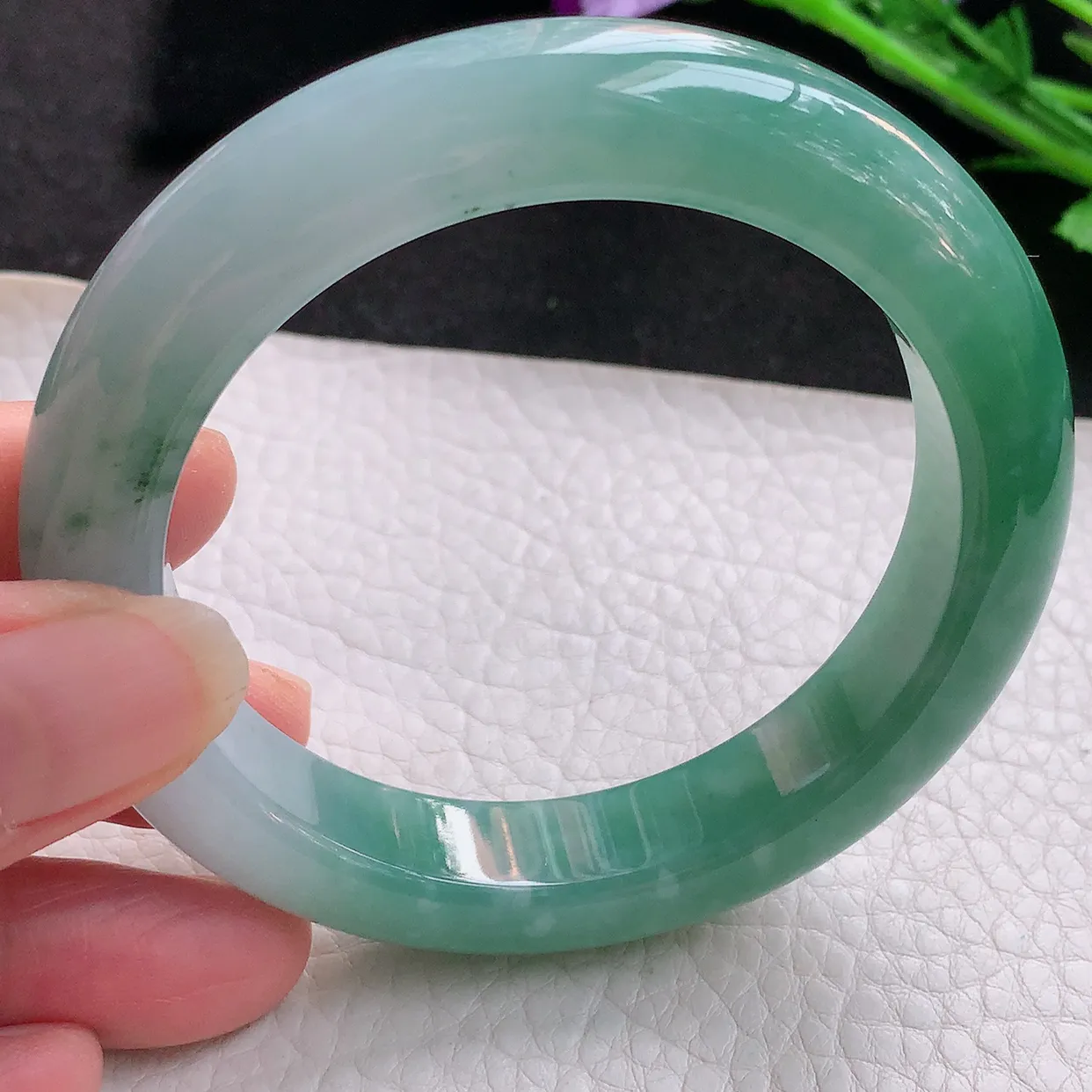 yh自然光56.5*12.5*9.8平安镯 翡翠玉手镯冰胶油绿宽边玉手环