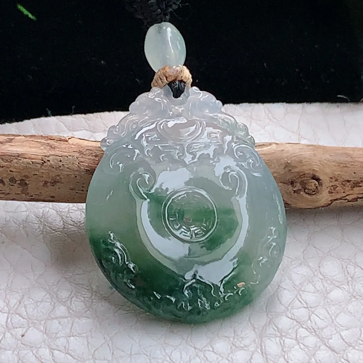 yl实拍31.8*27*5缅甸天然翡翠精雕冰飘花有求必应 玉扣玉吊坠 玉挂件