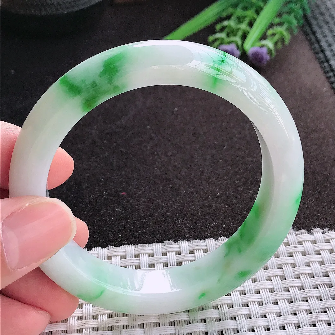 天然A货翡翠56/12.7/9.2老坑精美飘阳绿辣绿手镯宽边玉镯手环