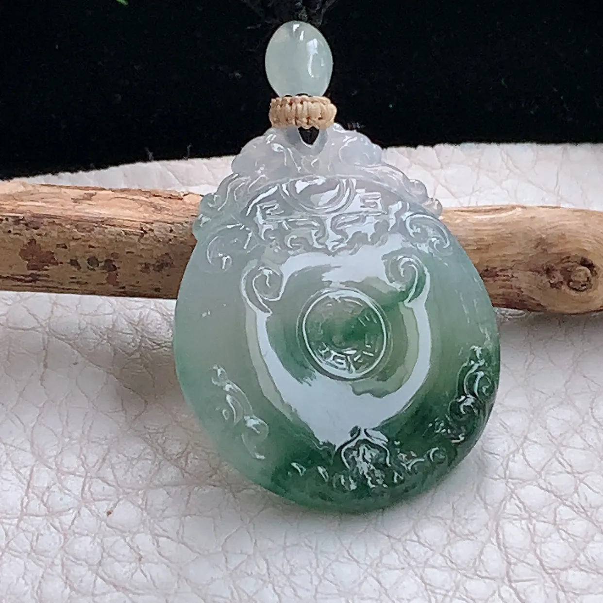 yl实拍31.8*27*5缅甸天然翡翠精雕冰飘花有求必应 玉扣玉吊坠 玉挂件