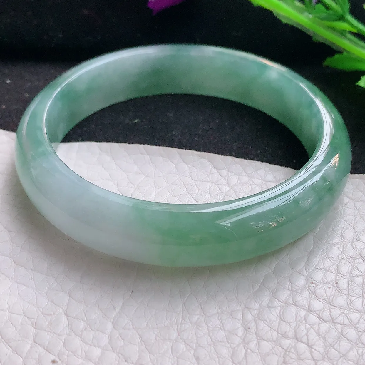 xh自然光58*13*7.7平安镯 翡翠玉手镯冰油宽边玉手环 美人镯