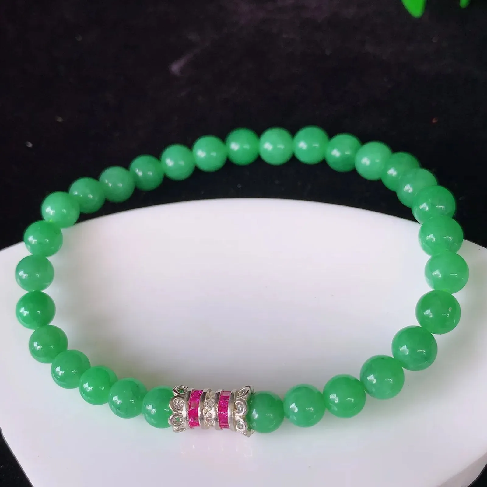 自然光实拍，冰润满绿翡翠手串手链，颜色丰富，料子细腻，高档大气，自戴送礼佳品！#003.3取一尺寸6.2mm