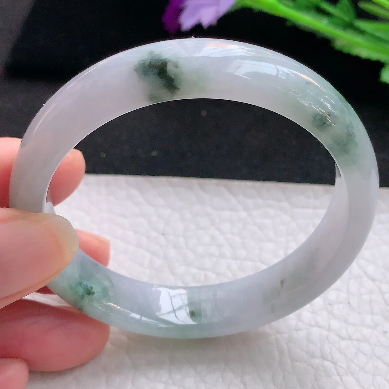 xx自然光54*12.6*6.6平安镯 翡翠A货飘花宽边玉手镯玉手环