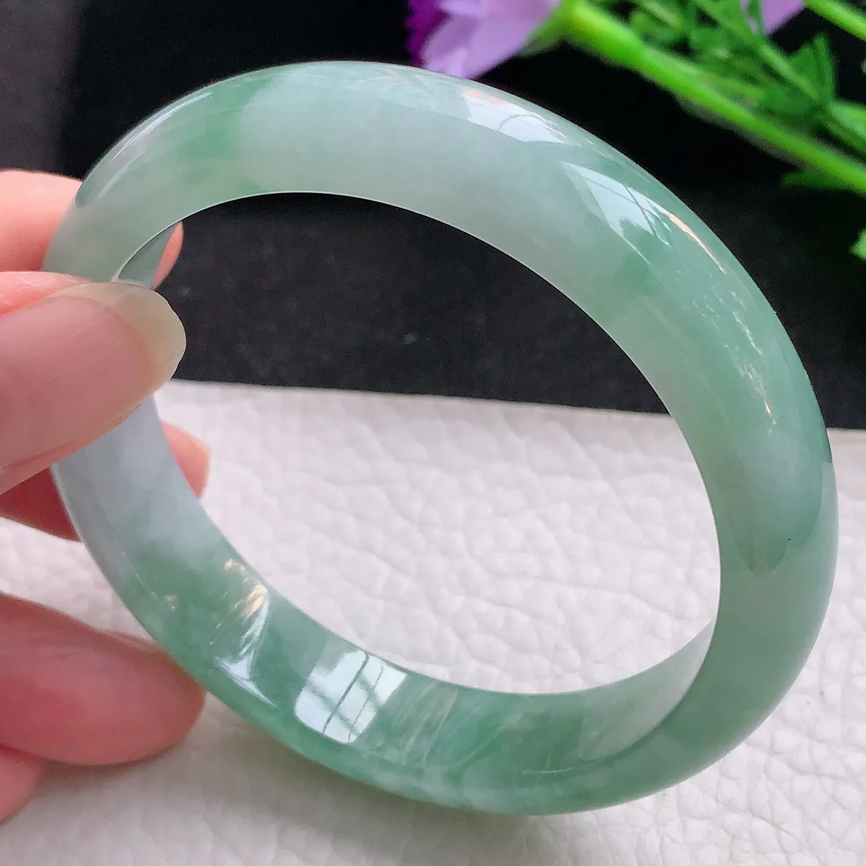 xh自然光58*13*7.7平安镯 翡翠玉手镯冰油宽边玉手环 美人镯