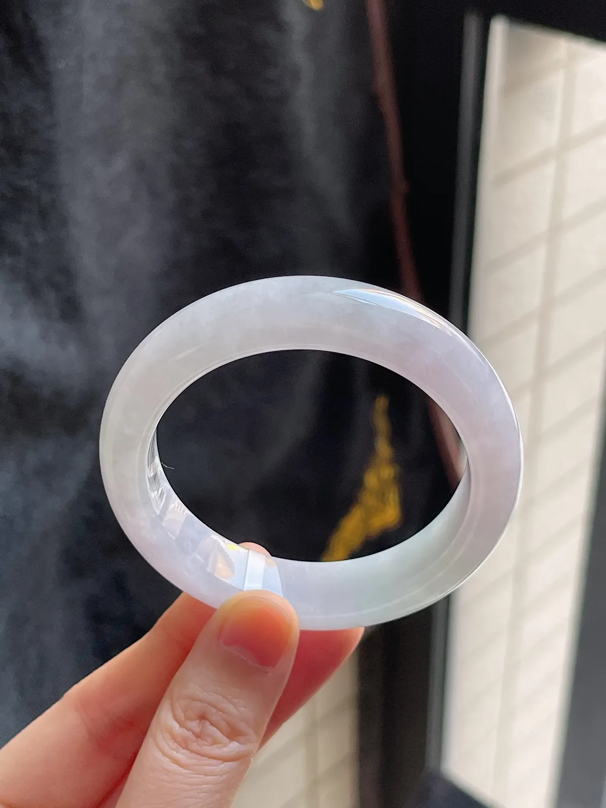 正圈51.2圈口，翡翠糯化种淡紫色手镯