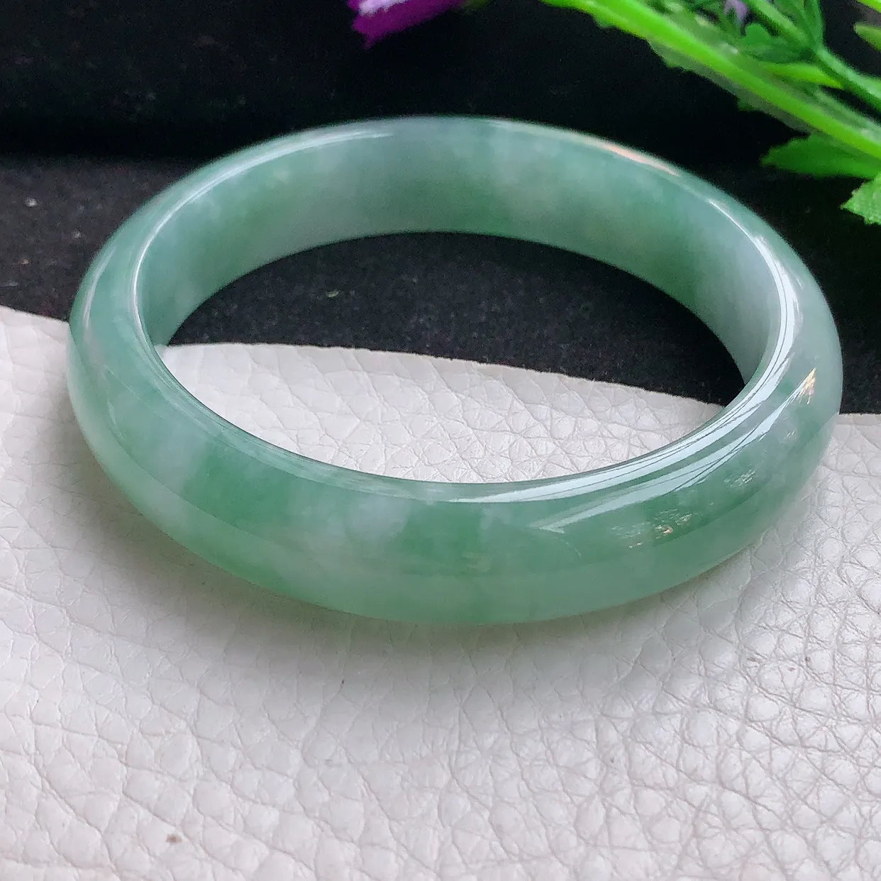 xh自然光58*13*7.7平安镯 翡翠玉手镯冰油宽边玉手环 美人镯