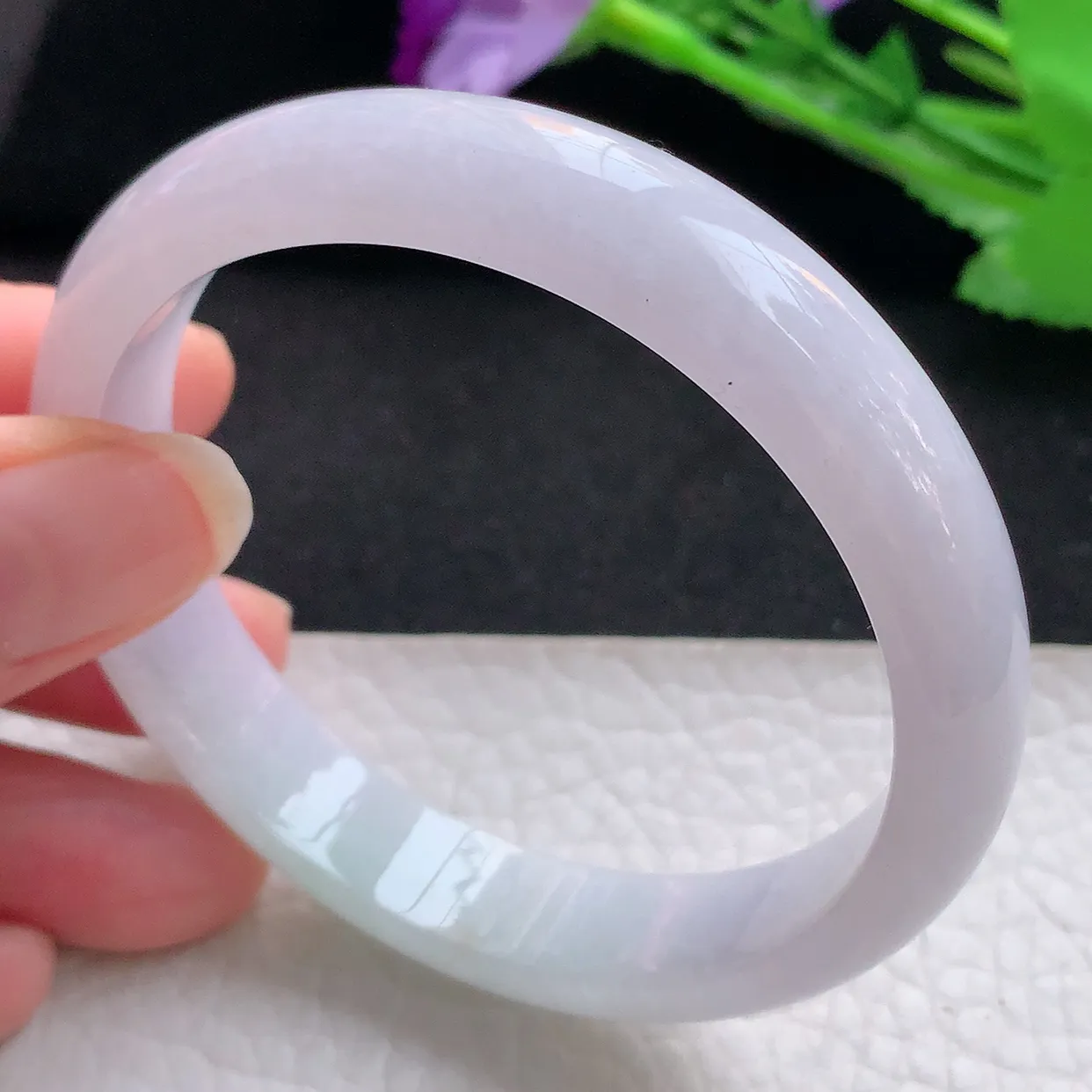 nr自然光57.5*12.2*6.8平安镯 缅甸翡翠A货玉手镯淡冰紫底宽边玉手环