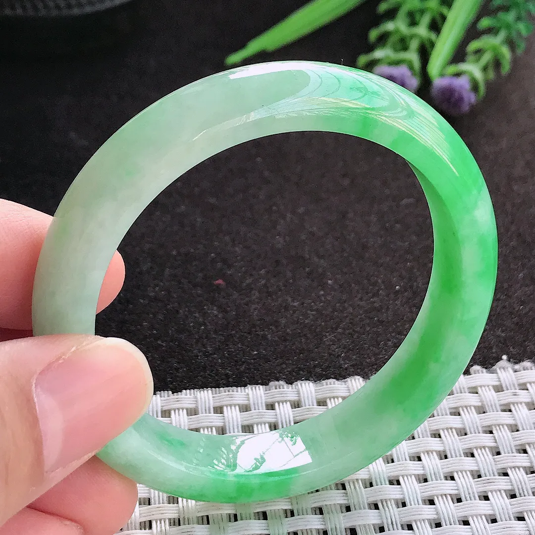 天然A货翡翠51/11.3/7.5老坑精美冰润阳绿手镯小圈口宽边玉镯手环