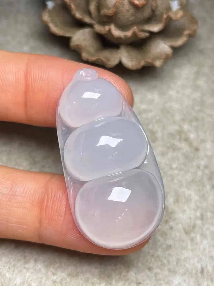 冰种【福豆】吊坠，种水好，玉质细腻 ，卖相好‘