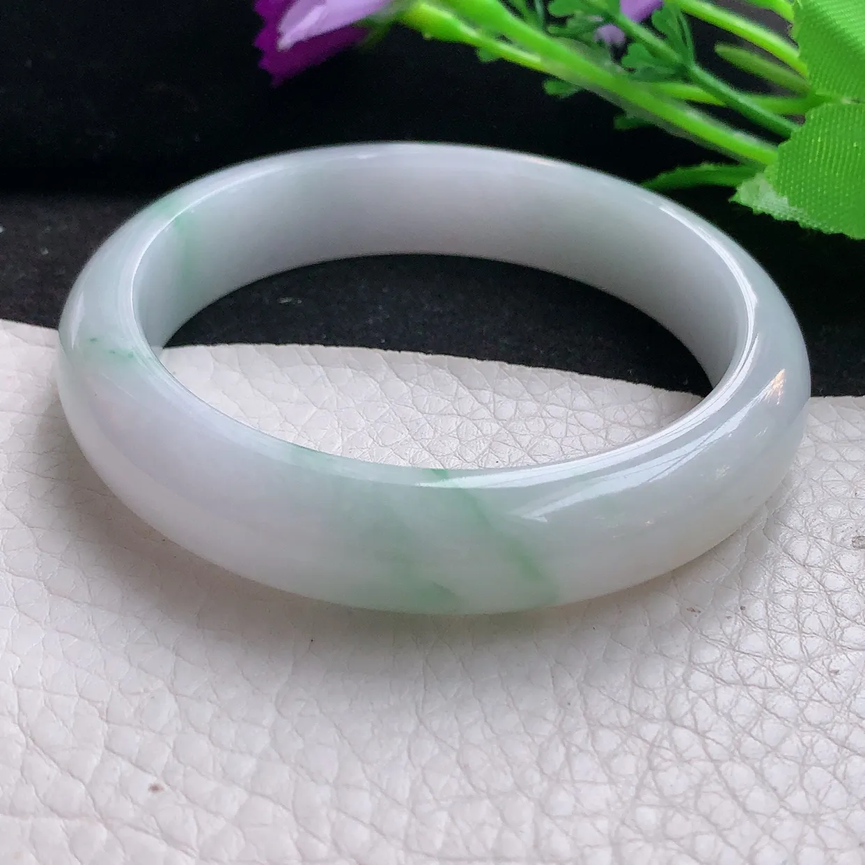 ee自然光59*13.8*8.2平安镯 缅甸翡翠A货飘花宽边玉手镯玉手环