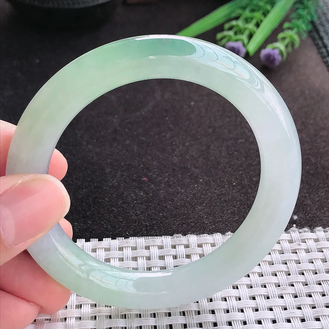 天然A货翡翠55.5/10.3老坑冰胶水灵冰晴圆条绿手镯翡翠玉镯手环