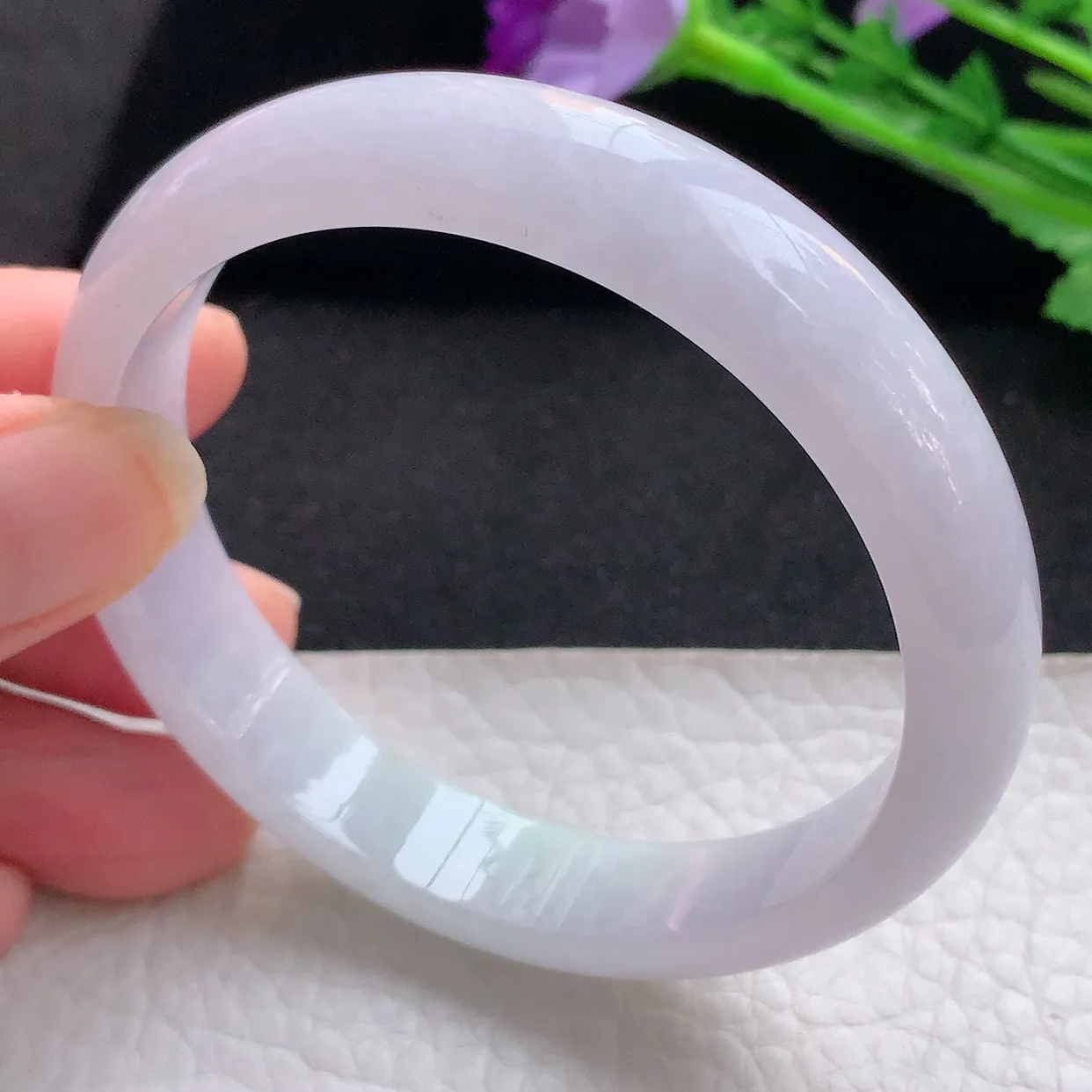 nr自然光57.5*12.2*6.8平安镯 缅甸翡翠A货玉手镯淡冰紫底宽边玉手环