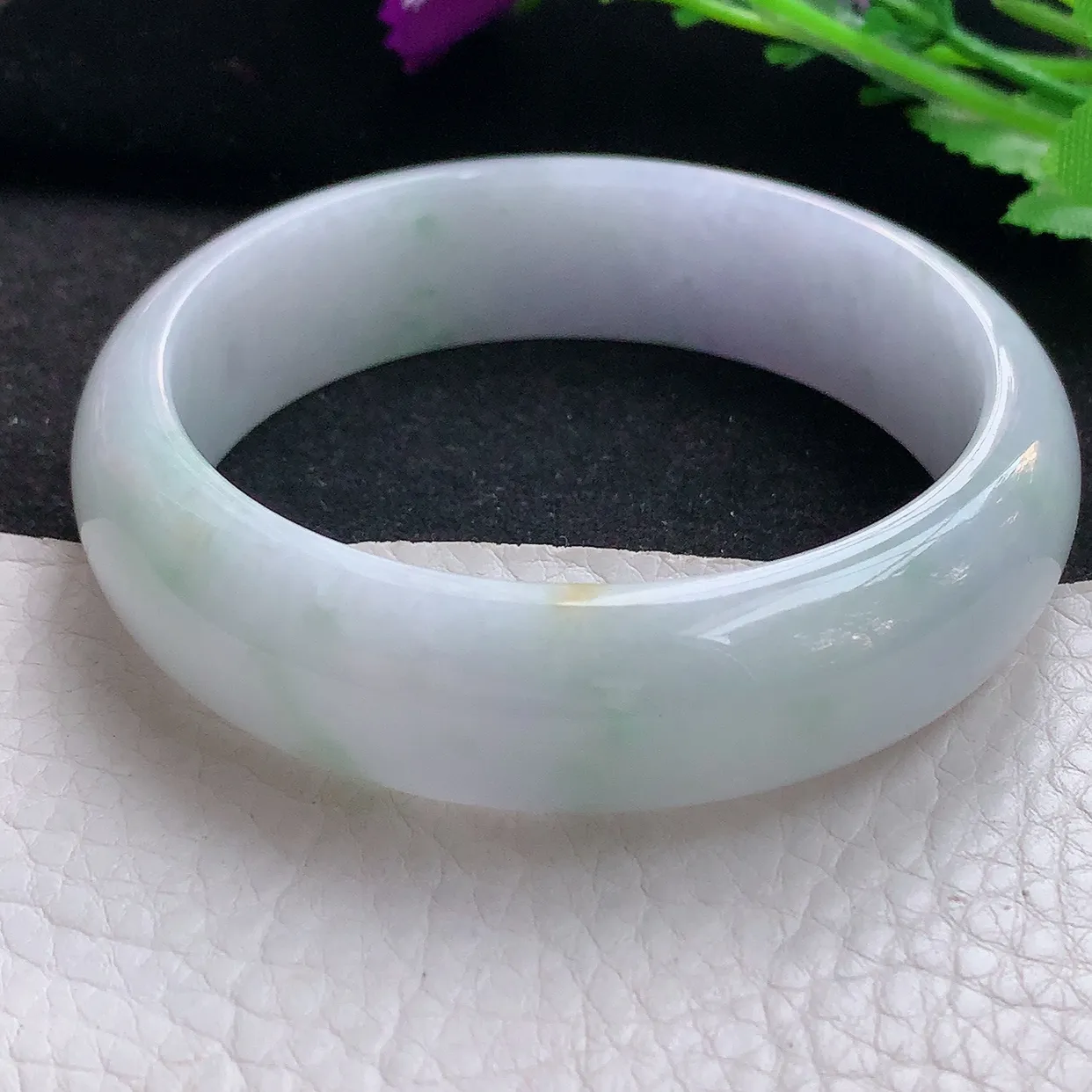 nr自然光59.5*16.8*8轮胎镯 缅甸翡翠A货玉手镯春带彩宽边玉手环