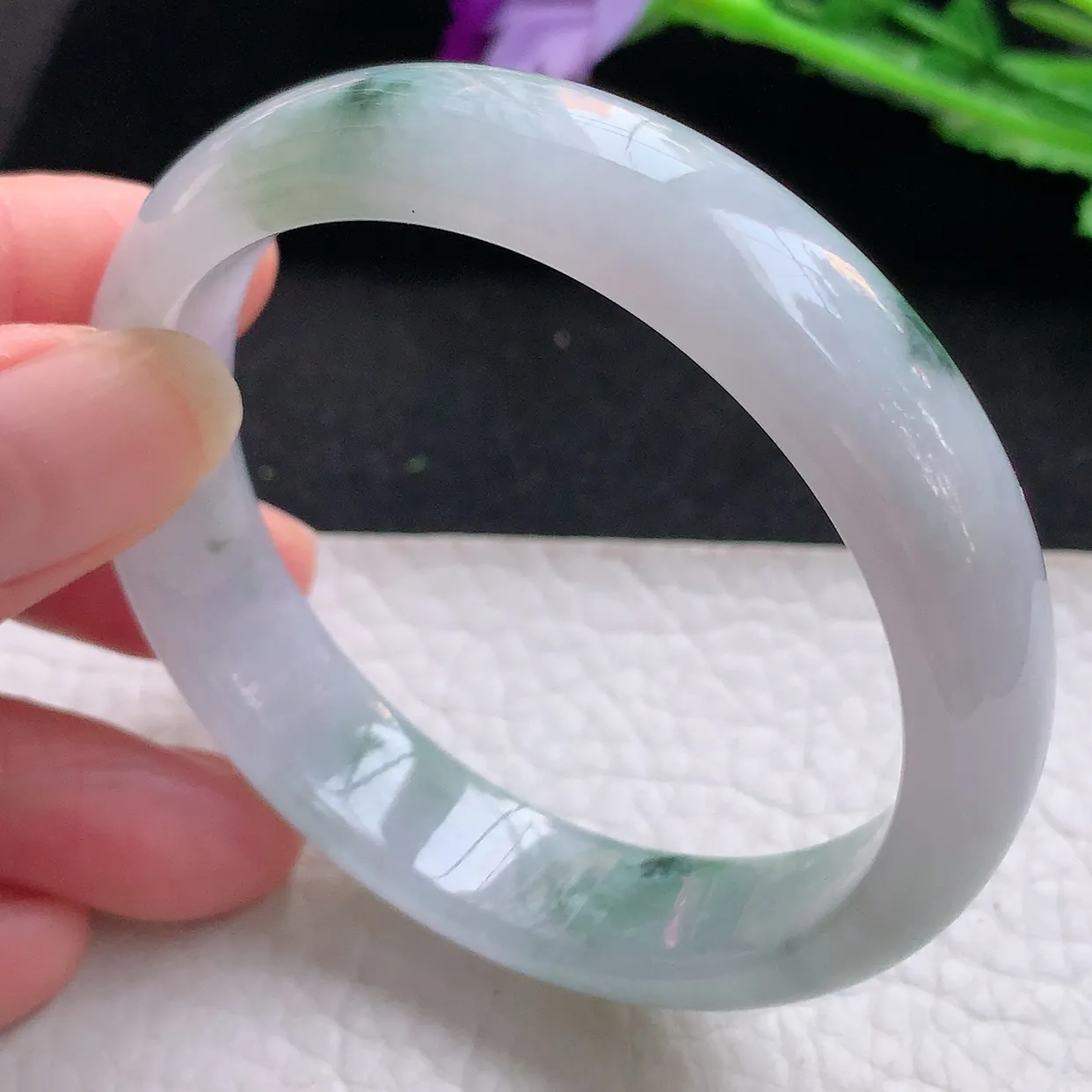 xx自然光54*12.6*6.6平安镯 翡翠A货飘花宽边玉手镯玉手环