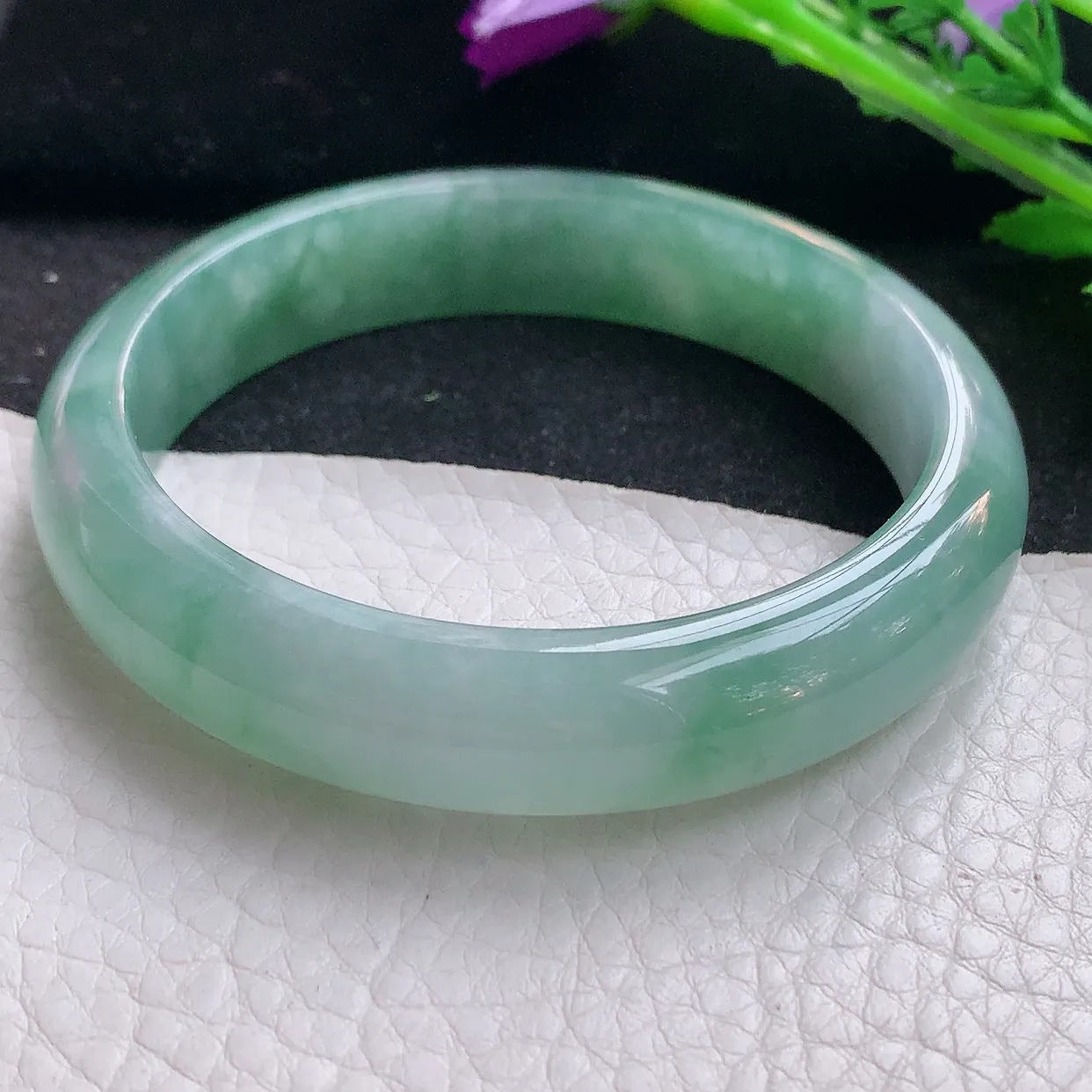 xh自然光58*13*7.7平安镯 翡翠玉手镯冰油宽边玉手环 美人镯