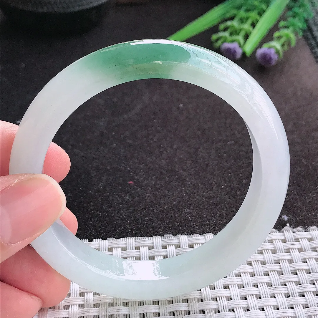 天然A货翡翠56/11.5/8.5老坑冰润起胶半山半水油绿手镯宽边玉镯手环