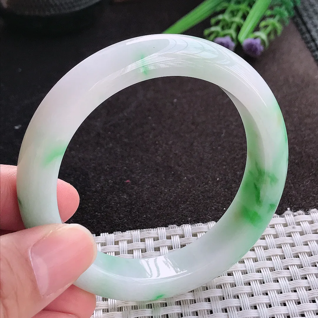 天然A货翡翠56/12.7/9.2老坑精美飘阳绿辣绿手镯宽边玉镯手环