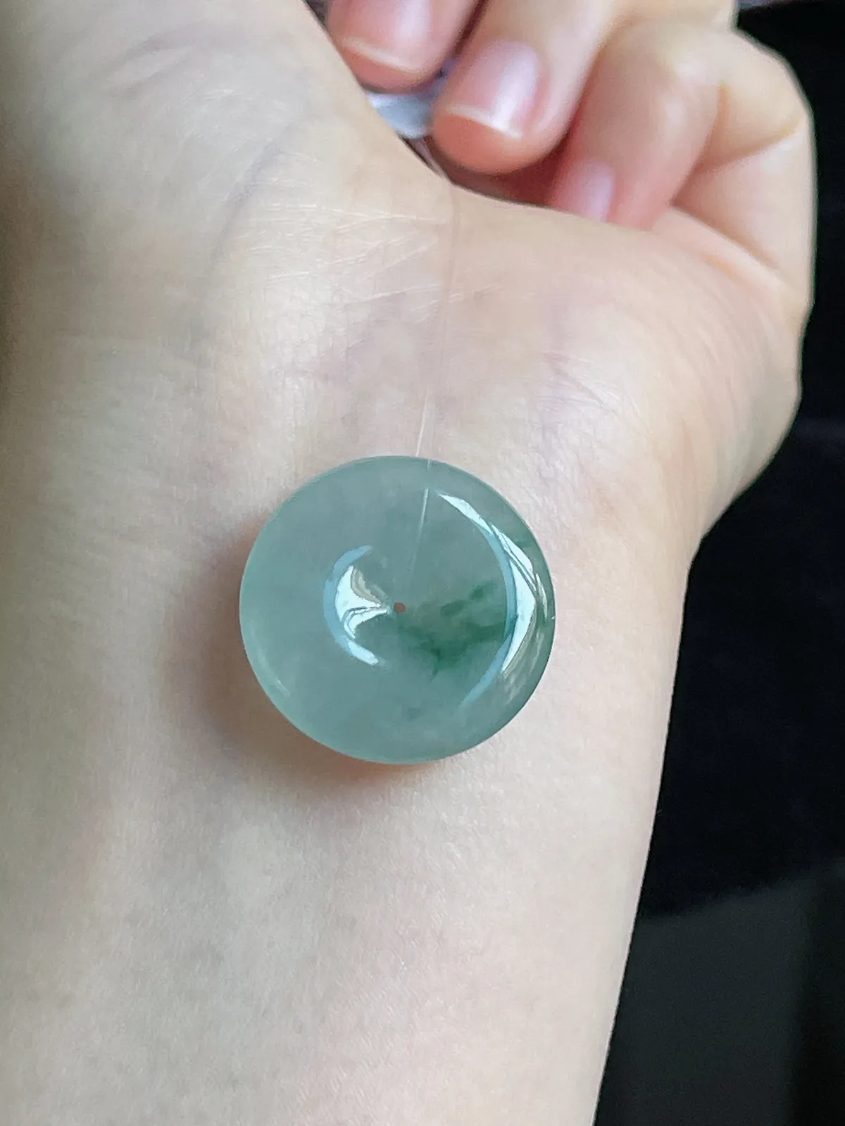 翡翠冰糯种淡绿色平安扣