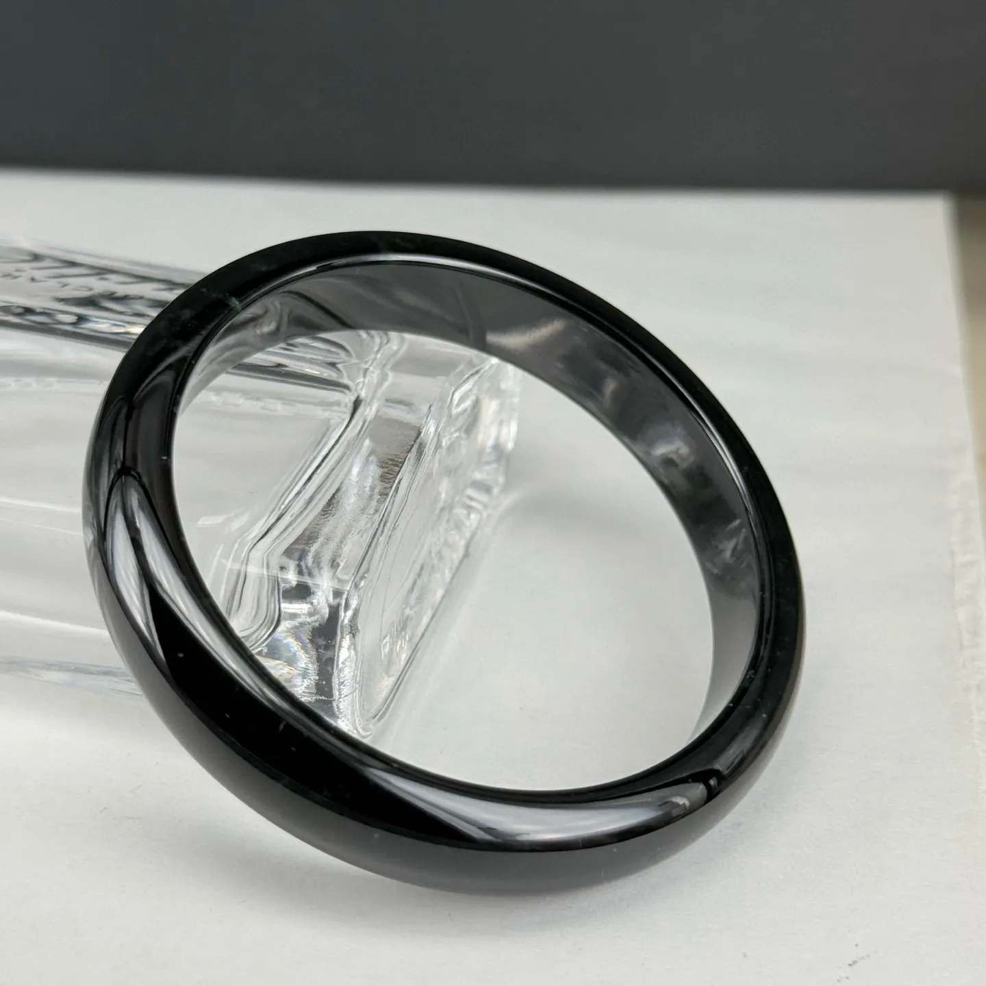 墨翠手镯 种好色正 黑度好 打灯通透 油性十足 圈口55.4