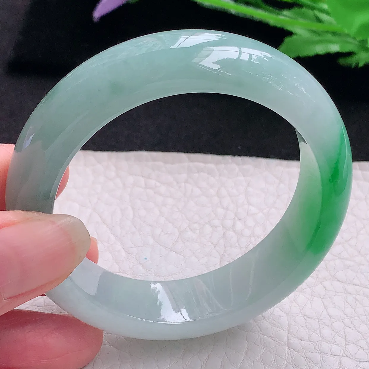 nr小圈口52.5*15.5*8.8轮胎镯 缅甸翡翠A货玉手镯辣绿厚装宽边玉手环