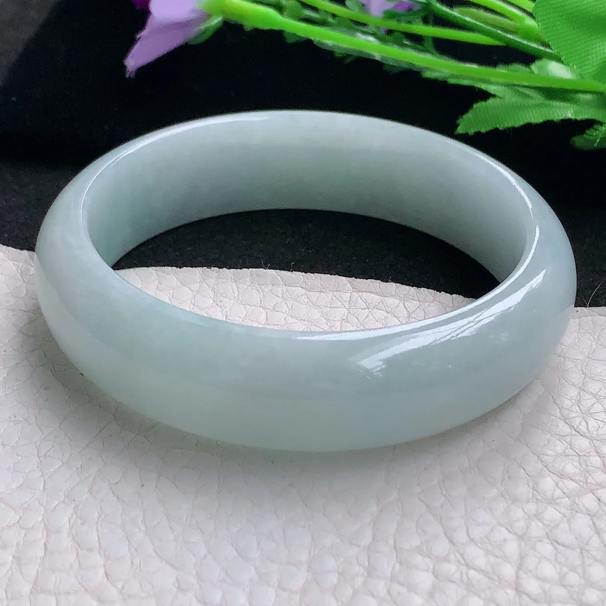 ee自然光58*16.3*8.2轮胎镯 翡翠A货玉手镯浅绿清新宽边玉手环