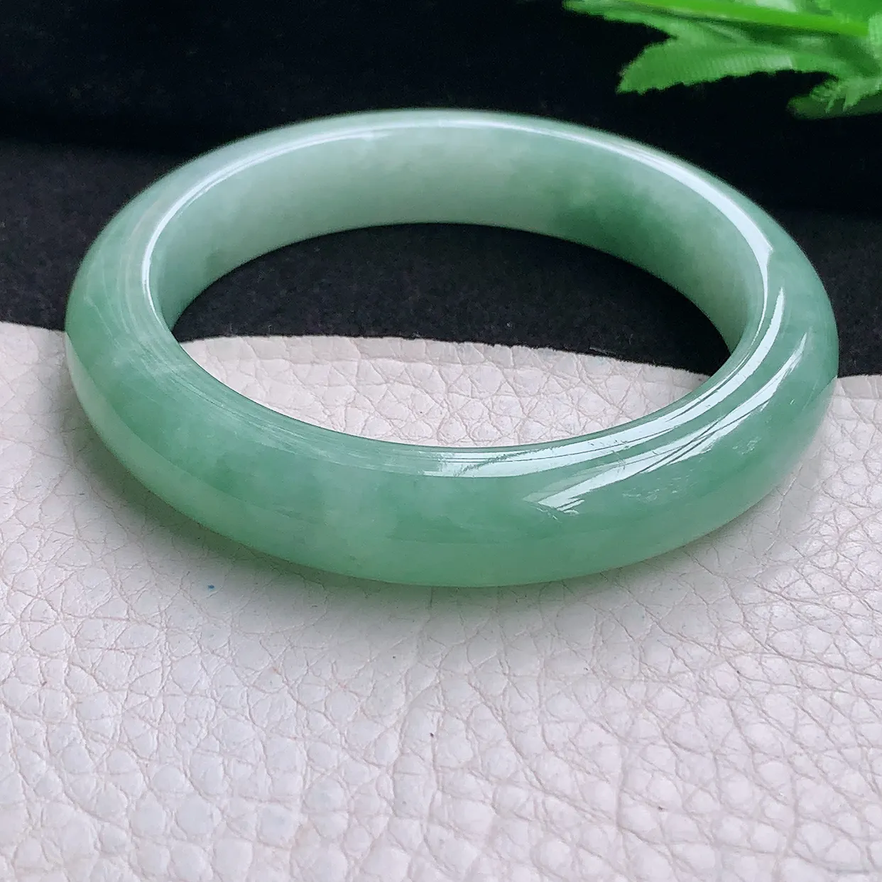 nr自然光53.5*11.4*8.7平安镯 缅甸翡翠A货玉手镯冰蓝绿韵宽边玉手环