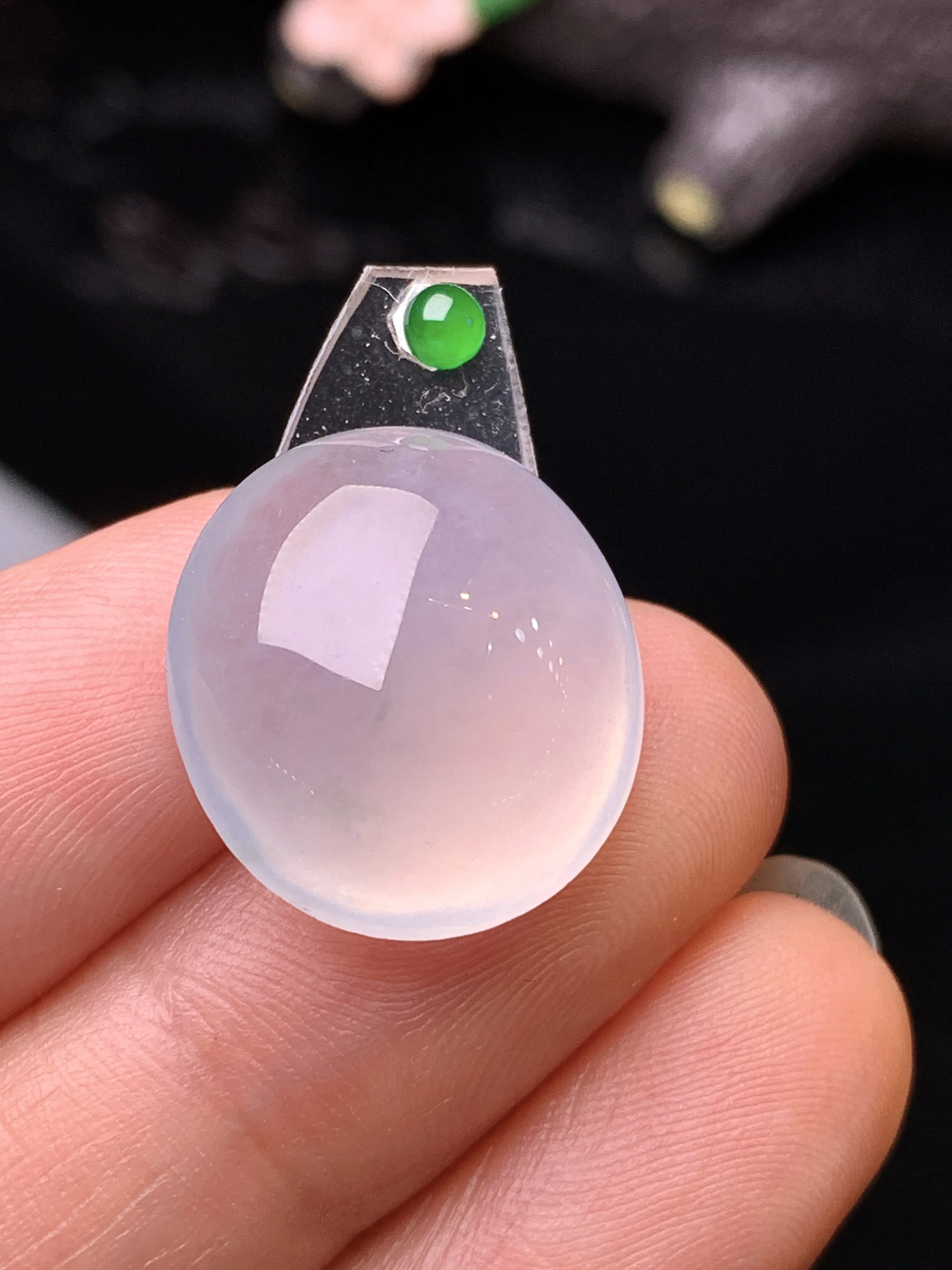 镶嵌款 冰种蛋面吊坠 玉质细腻 色泽清新艳丽 整体尺寸12.7*16.2*7.3