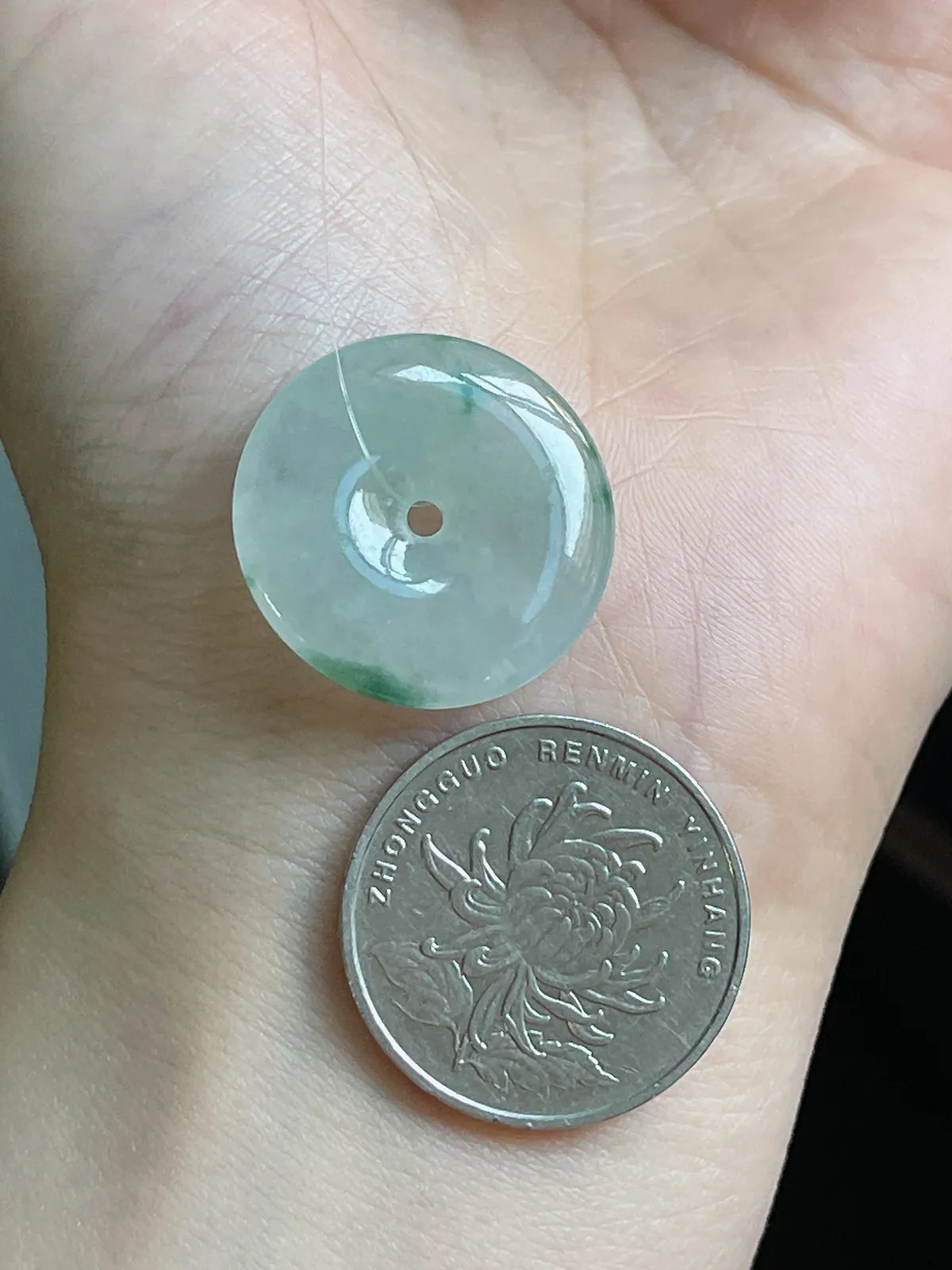 翡翠冰糯种绿色平安扣